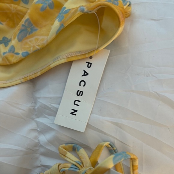 PacSun Yellow Bikini with Blue Floral Pattern - Picture 3 of 8